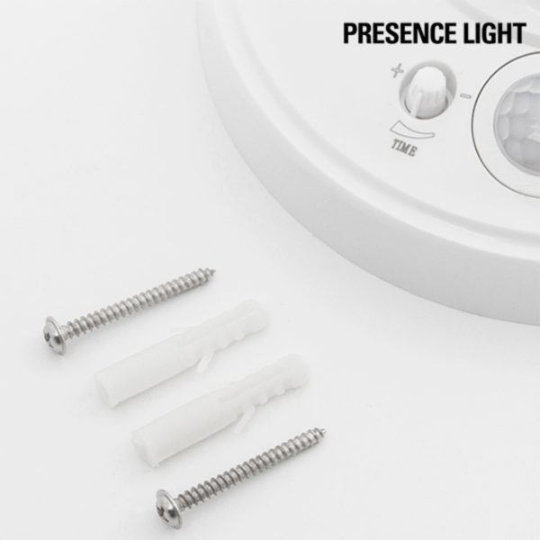 Objímka na Žiarovky s Pohybovým Snímačom Presence Light